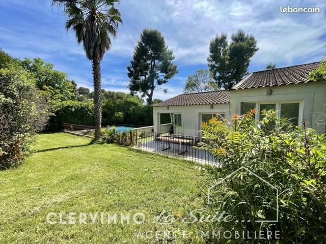 Villa 4 pièces 142 m²