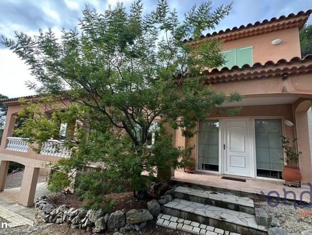 Villa 4 pièces 142 m²