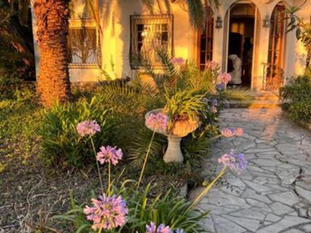 Villa 4 pièces 143 m²