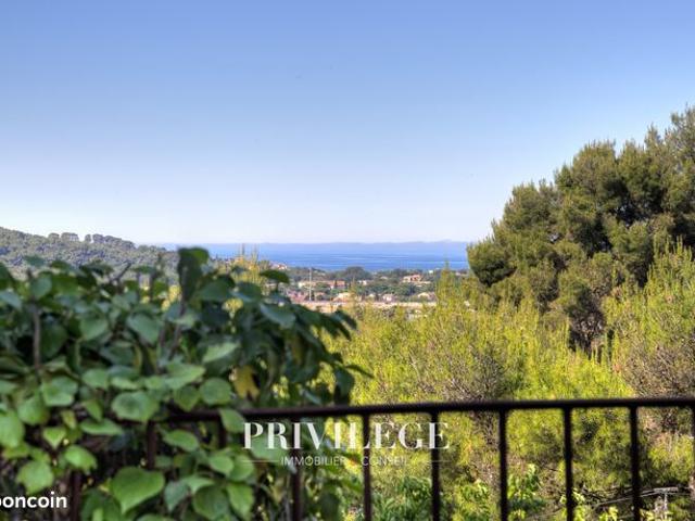 Villa 4 pièces 143 m²