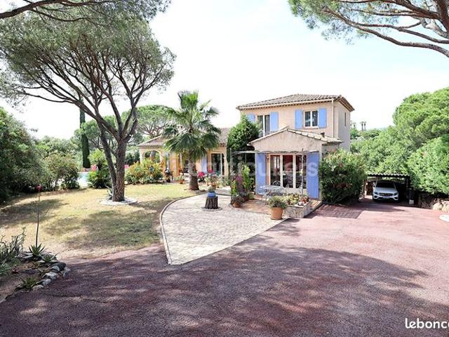 Villa 4 pièces 145 m²