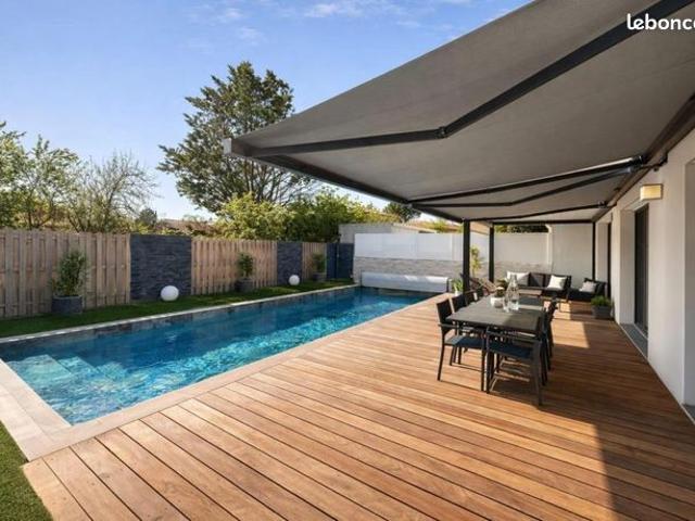 Villa 4 pièces 145 m²