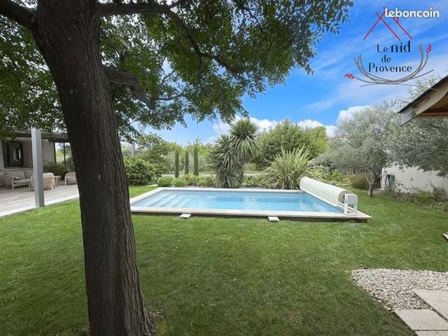 Villa 4 pièces 146 m²