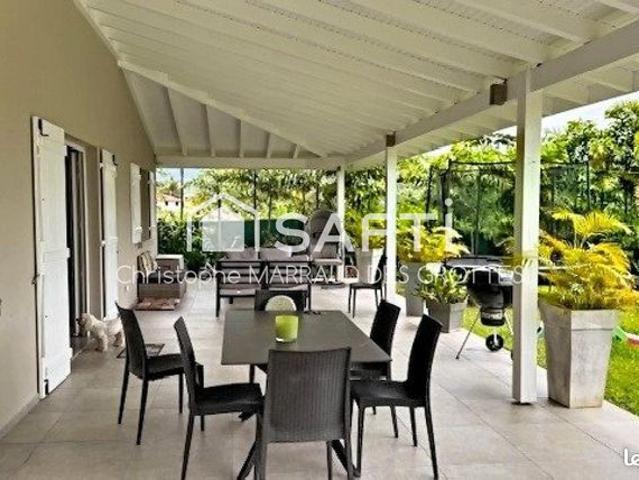Villa 4 pièces 146 m²