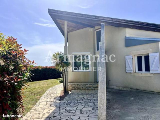 Villa 4 pièces 146 m²