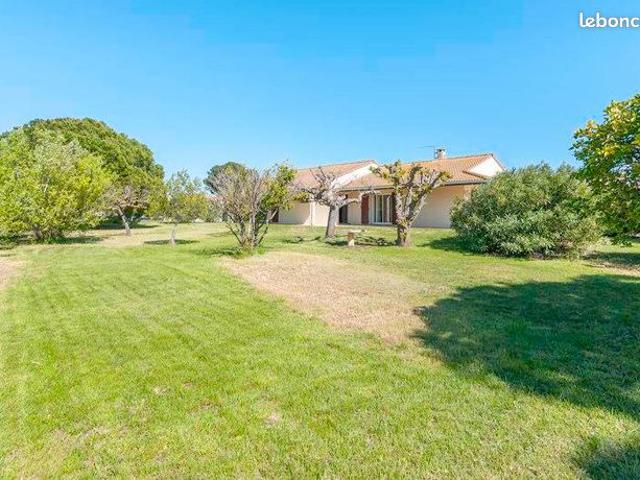 Villa 4 pièces 147 m²
