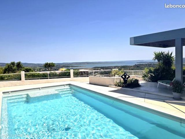 Villa 4 pièces 148 m²