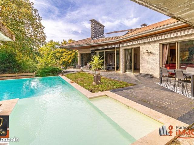 Villa 4 pièces 149 m²