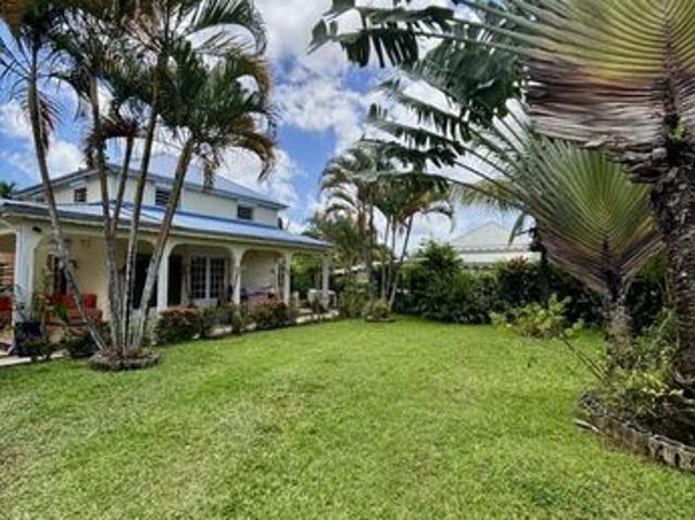 Villa 4 pièces 150 m²