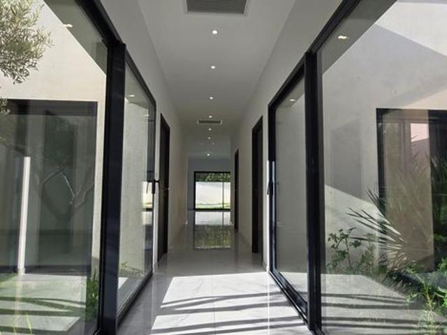 Villa 4 pièces 150 m²