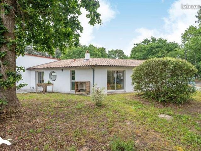 Villa 4 pièces 150 m²