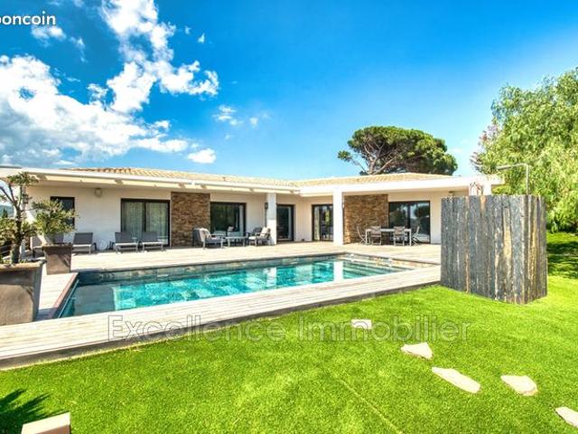 Villa 4 pièces 150 m²