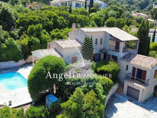 Villa 4 pièces 150 m²