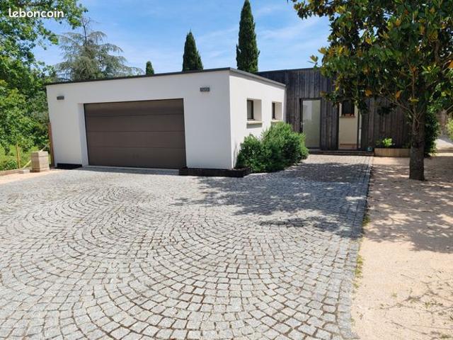 Villa 4 pièces 151 m²