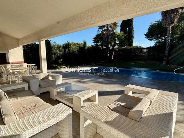 Villa 4 pièces 152 m²