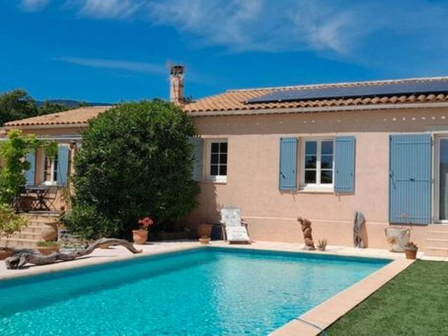 Villa 4 pièces 154 m²