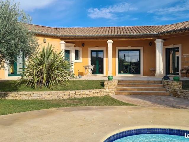 Villa 4 pièces 154 m²