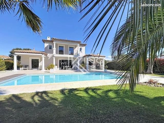 Villa 4 pièces 157 m²