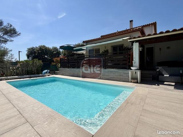 Villa 4 pièces 158 m²