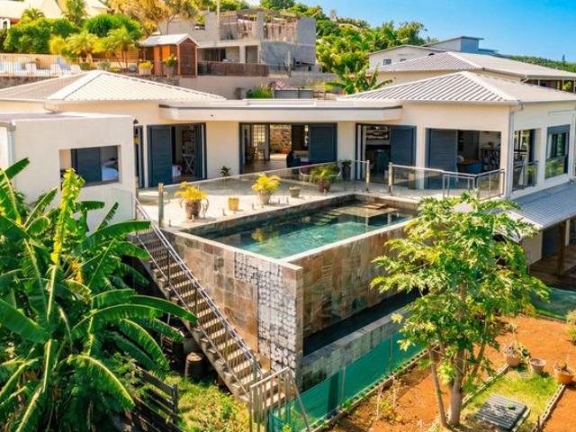 Villa 4 pièces 159 m²