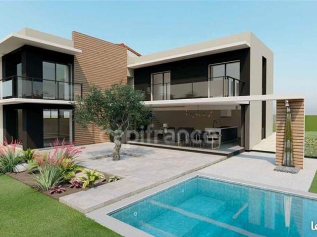 Villa 4 pièces 159 m²