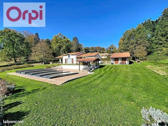 Villa 4 pièces 160 m²