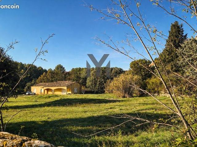 Villa 4 pièces 160 m²