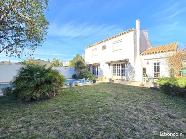 Villa 4 pièces 160 m²