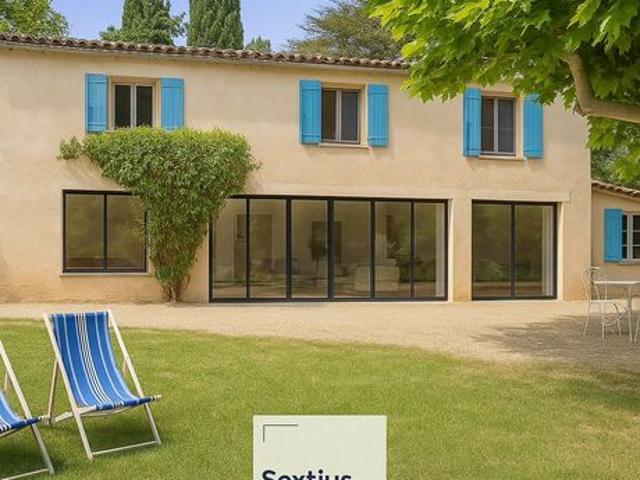 Villa 4 pièces 160 m²