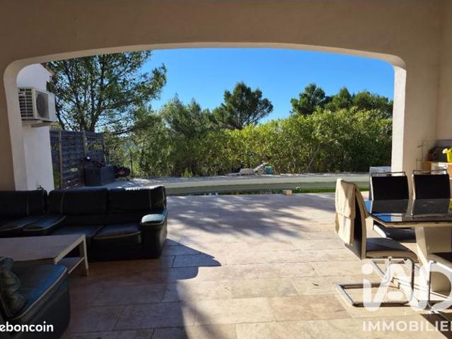 Villa 4 pièces 160 m²