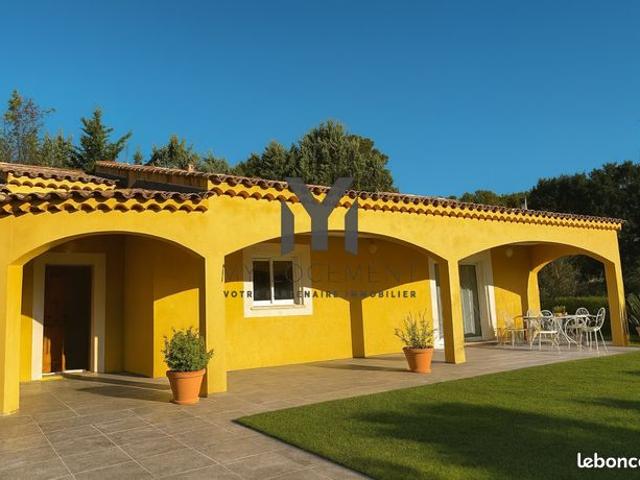 Villa 4 pièces 160 m²