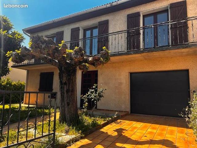 Villa 4 pièces 162 m²