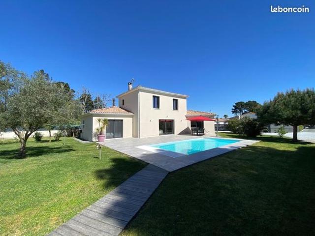 Villa 4 pièces 162 m²