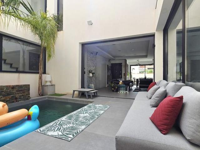 Villa 4 pièces 167 m²