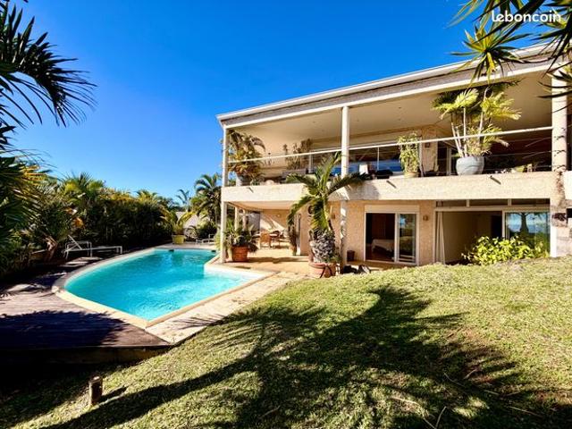 Villa 4 pièces 168 m²