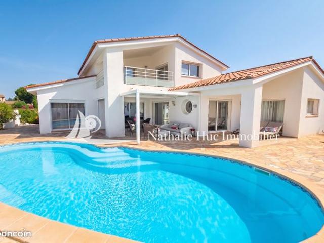 Villa 4 pièces 168 m²