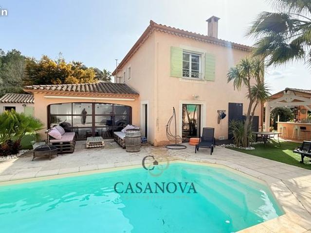 Villa 4 pièces 169 m²