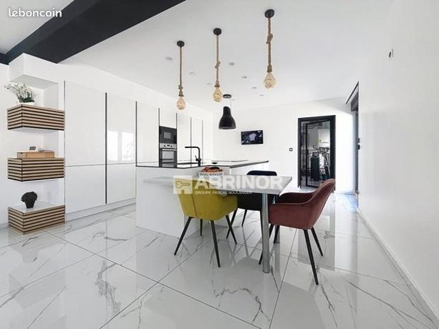 Villa 4 pièces 169 m²