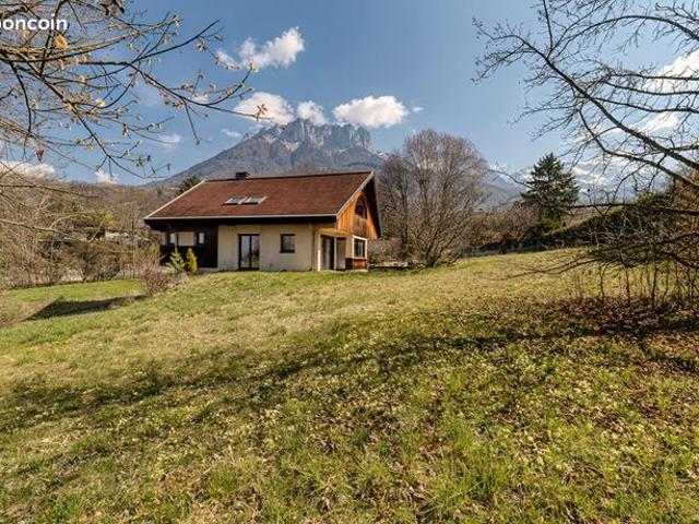 Villa 4 pièces 170 m²