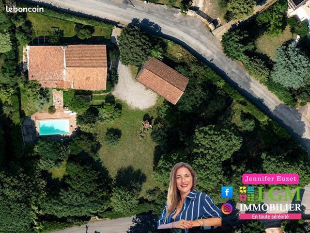 Villa 4 pièces 173 m²