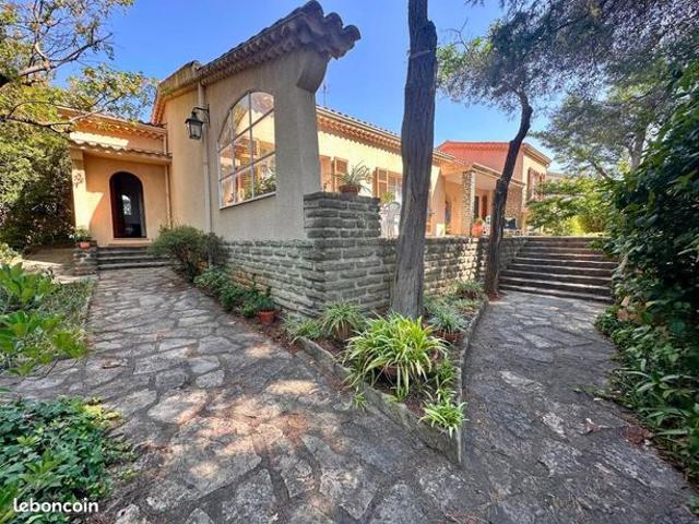 Villa 6 pièces 191 m²