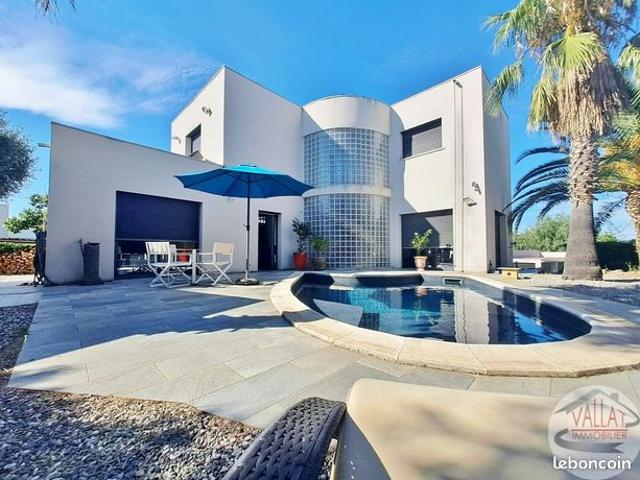 Villa 4 pièces 176 m²