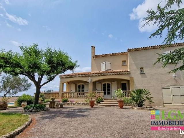 Villa 4 pièces 178 m²