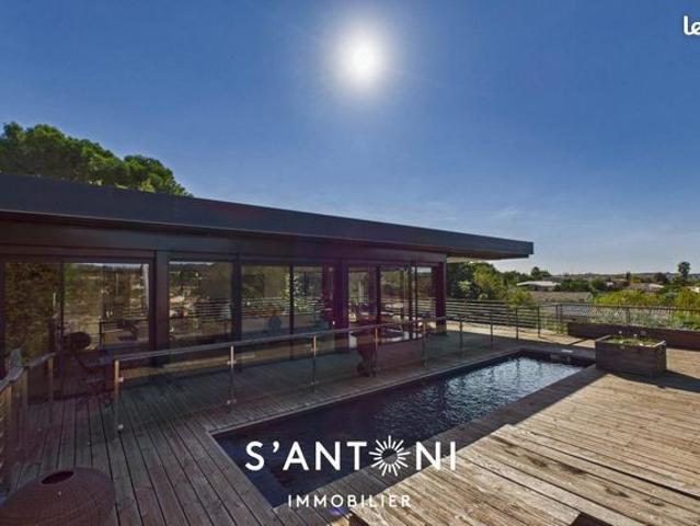 Villa 4 pièces 180 m²