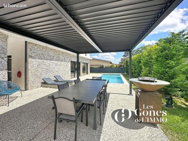 Villa 4 pièces 180 m²
