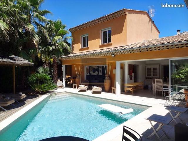 Villa 4 pièces 181 m²