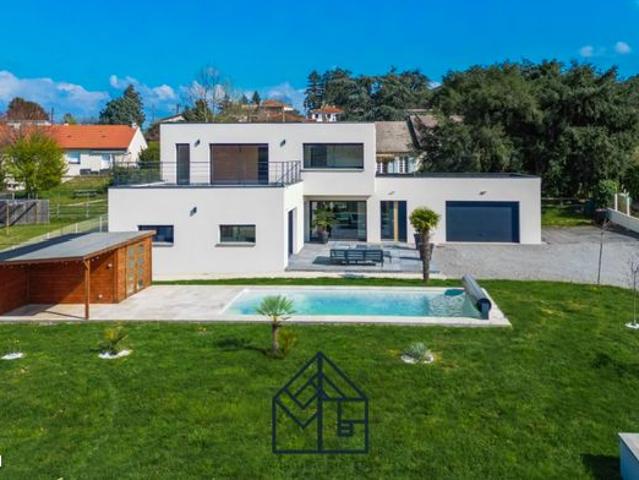 Villa 4 pièces 183 m²