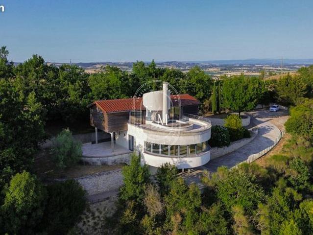 Villa 4 pièces 183 m²