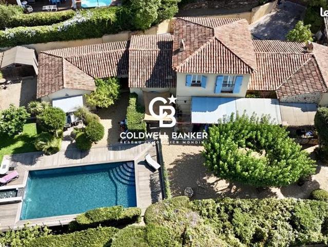 Villa 4 pièces 188 m²