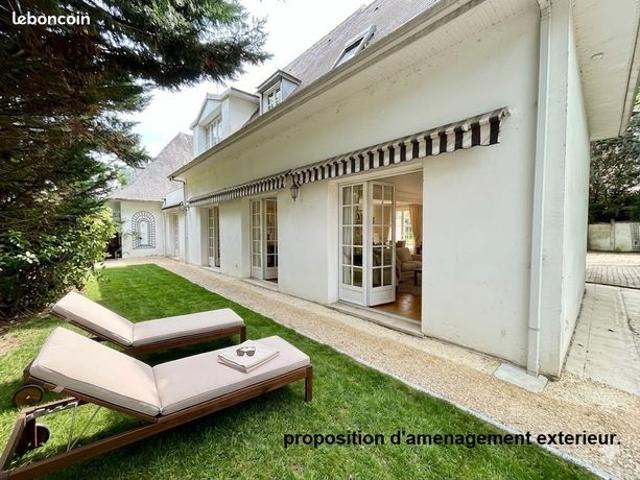 Villa 4 pièces 190 m²